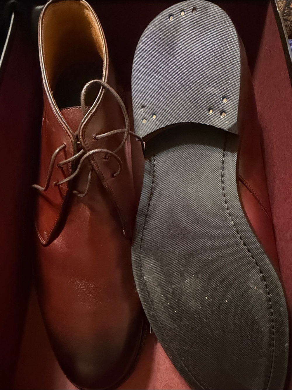 Beckett Simonon Burgundy Leather Chukka Boots